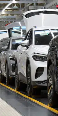 Otomotiv devinden küçülme kararı: 50 bin kişilik ek işten çıkarma planlıyor