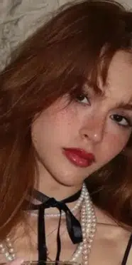 Asena Keskinci'nin gala kombini gündem oldu: “Annem tasarladı”