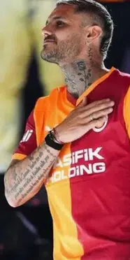 Mauro Icardi Arjantin'e döndü: Futboldan uzak dönemde avcılıkla ilgileniyor