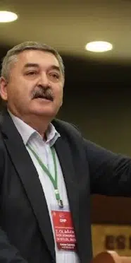 Kazım Özeren kimdir, nereli ve hangi partili? İşte kariyeri ve hayatı!
