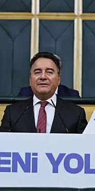 Ali Babacan’dan yeni eğitim öğretim yılı mesajı: “Veliler eğitim masrafları altında ezilmemeli”