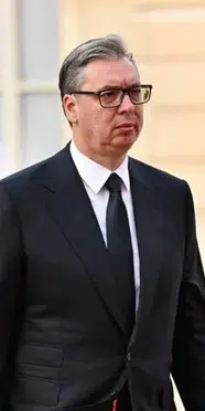 Sırbistan Cumhurbaşkanı Aleksandar Vucic istifa etti