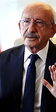 CHP’de ilk genel başkan adayı açıklandı: “İzin veya icazet almaya gelmedim”