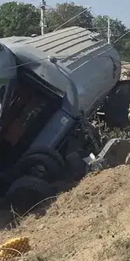 Polonya’da tren kamyonla çarpıştı: 1 kişi hayatını kaybetti
