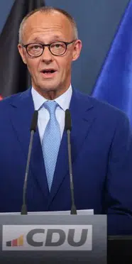 Merz seçim açıklaması: "Görevimde kalmaya devam edeceğim"