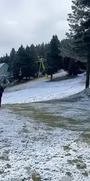 Uludağ’a sezonun ilk karı yağdı: Yüksek kesimler beyaza büründü