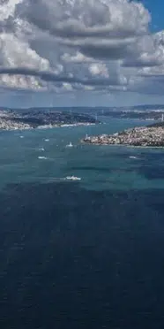 İstanbul Boğazı’nda yağışların ardından alg patlaması meydana geldi