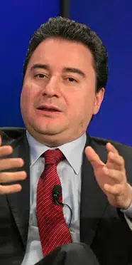 Ali Babacan'dan İttifak Vurgusu: DEVA Partisi'ndeki Son Gelişmeler Gündemi Sarstı!