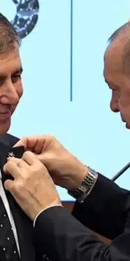 Cemil Tugay'ın babası kimdir, aslen nereli ve ne zaman vefat etti?