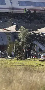 İspanya'da tren kazası: Ölü sayısı 68'e çıktı, ulusal yas ilan edildi
