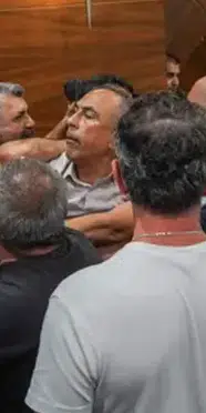 Cem Kotan CHP’den istifa etti Meclis karıştı