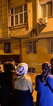 Bahçelievler'de çökme tehlikesi! 20 daire tahliye edildi