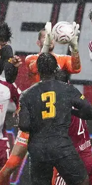 Galatasaray, Pendikspor karşısında 3-0'dan dönerek beraberliği yakaladı