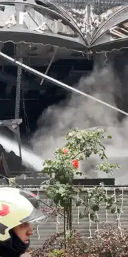 Esenyurt'ta restoranda yangın: Dumandan etkilenen 1 kişi hastaneye kaldırıldı