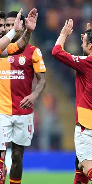 Galatasaray-Barcelona maçının hakemi belli oldu! Dev mücadeleyi Marco Guida yönetecek