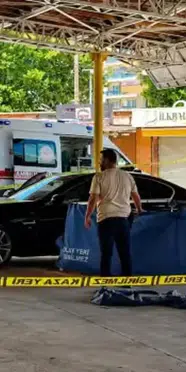 Afyonkarahisar'da pazar yerinde silahlı kavga: 1 kişi hayatını kaybetti