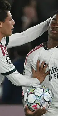 Arda Güler'den Real Madrid'e tarihi geri dönüşte iki asist! Roma karşısında 4-3'lük zafer