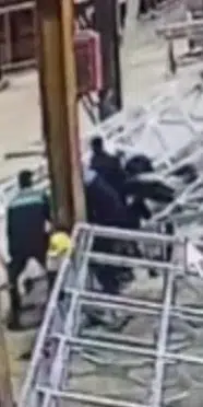 Ankara'da korkunç kaza: Çelik konstrüksiyonun altında kalan işçi yaşamını yitirdi