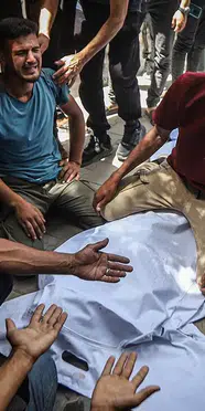 İsrail'in Gazze'ye saldırılarında 2 Filistinli hayatını kaybetti