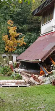 Şile'de sağanak yağış sele neden oldu: Evler hasar gördü
