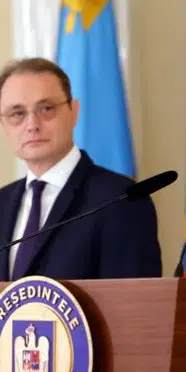 Romanya'da Niculescu dönemi: Yeni hükümet parlamentodan güvenoyu aldı