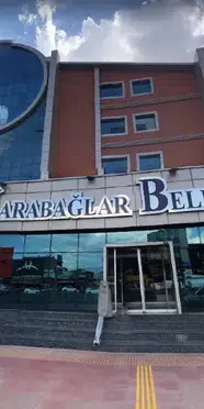 Güven Güngörmüş kimdir ve Karabağlar Belediyesi görevinden neden istifa etti?