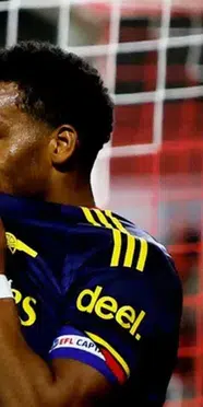 Premier Lig şampiyonu Arsenal'e tarihi şok! Fleetwood kupadan eledi