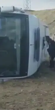 Sivas'ta cezaevi nakil aracı devrildi: 7 kişi yaralandı