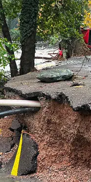 Sapanca'da Yıkıcı Doğal Afet: Köprüler Yıkıldı, Bungalovlar Hasar Gördü!