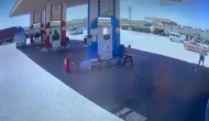 Akaryakıt istasyonunda kavga: Kasiyer müşteriler tarafından darbedildi
