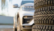 Aracı olanlar dikkat okumadan yola çıkmayın! Kış lastiği zorunluluğu bu tarihte başlıyor