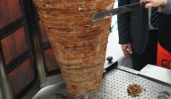 Tavuk döner skandalı! 999 kişiyi hastanelik etti, serbest kaldı