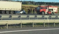 Kuzey Marmara Otoyolu’nda feci kaza: Otomobil TIR’ın altına girdi, korkunç kaza!
