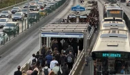 Okullar açıldı, İstanbul trafiği kilitlendi: Yoğunluk yüzde 80’e ulaştı