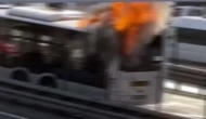 Bakırköy’de Metrobüste Yangın Paniği: Yolcular Tahliye Edildi, Seferler Aksadı