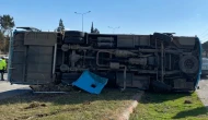 Kahramanmaraş halk otobüsü devrildi: 17 yaralı