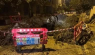 Avcılar'da altyapı çalışması sırasında yol çöktü: Bir işçi göçük altından kurtarıldı