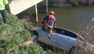 Keşan'da otomobil su kanalına uçtu: Sürücü olay yerinde can verdi