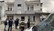 Daireden gelen koku ekipleri harekete geçirdi: 41 yaşındaki adam evinde ölü bulundu