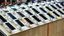 Akıllı telefon ithalatında yeni dönem: Gözetim kıymeti 250 dolara yükseltildi