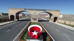 Kars'ta bir akademisyen 'nefret ve ayrımcılık suçu' kapsamında gözaltına alındı