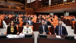 DEM Parti milletvekilleri Meclis’te basın açıklaması düzenledi