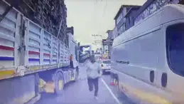 Trafikte bıçakla dehşeti yaşattılar: Baba-oğula 363 bin TL ceza