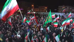 Ateşkes sonrası Tahran’da halk sokaklara döküldü ABD ve İsrail karşıtı gösteriler öne çıktı