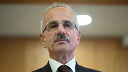 Bakan Uraloğlu duyurdu: Ocean Thunder isimli Türk gemisi Hürmüz Boğazı’nı geçti