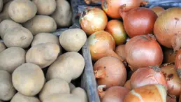 Patates ve soğanı birlikte saklayanlara kötü haber!