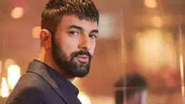 Engin Akyürek nereli ve kaç yaşında?
