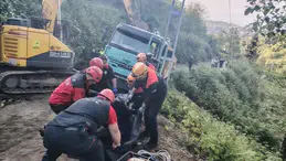 Rize’de kontrolden çıkan kamyon uçuruma yuvarlandı: 1 kişi hayatını kaybetti