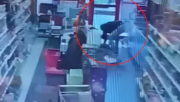 Zincir markette kalp krizi geçiren müşteriye jandarmadan hayat kurtaran müdahale