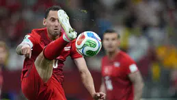 Hakan Çalhanoğlu'ndan Avustralya yenilgisi sonrası mesaj: "Bazen tokat yemek iyi gelir"